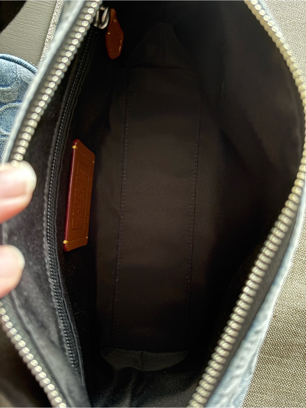 Coach Finn Crossbody in Loved Signature Denim Like New - Picture 13 of 15